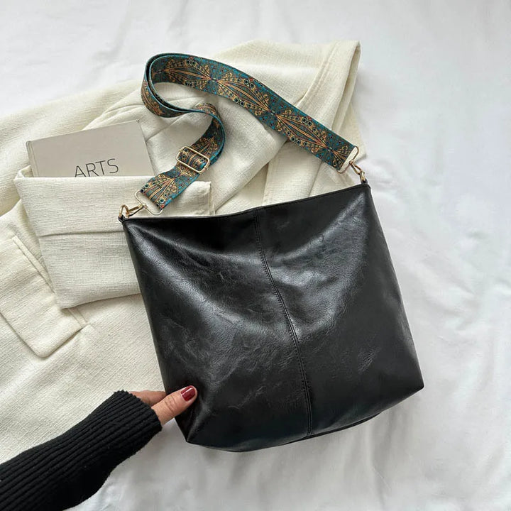 Chelsey - Vintage leather shoulder bag